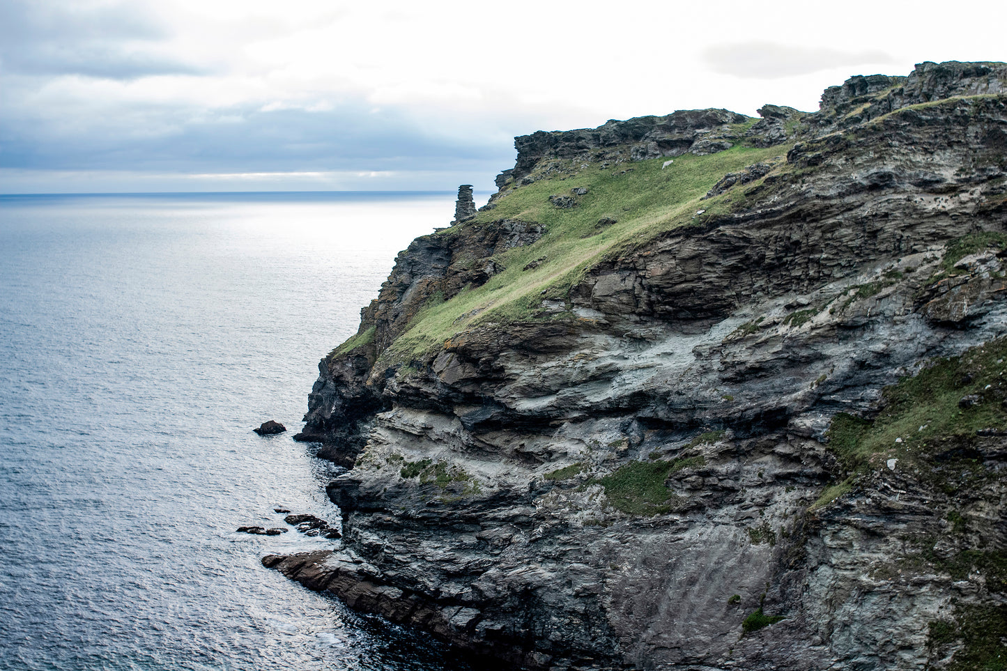 Rugged cliffs near Tintagel, Cornwall - Fine Art photography print on Hahnemühle German Etching paper